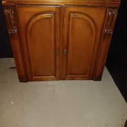 Cabinet/Storage 