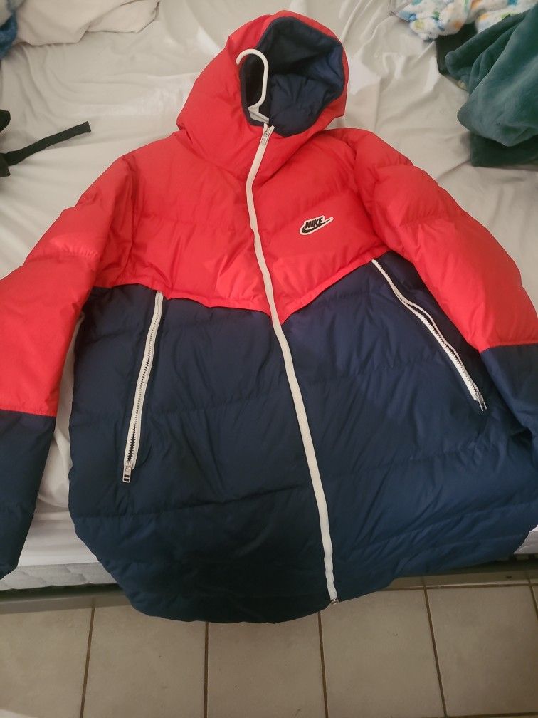 Men Nike Parka Size Large