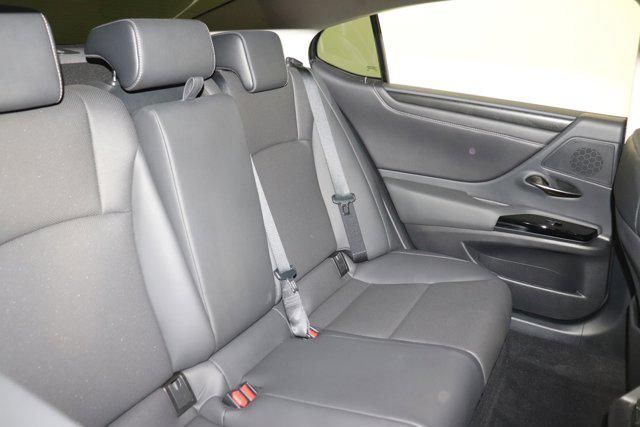 2022 Lexus ES 350