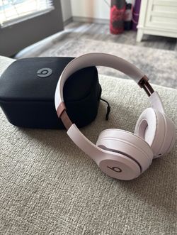 Beats Solo Wireless Headphones with Case