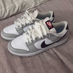 nike dunks size 8.5