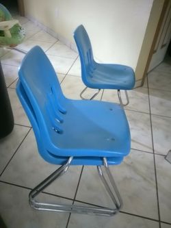 Kids School chairs great condition.