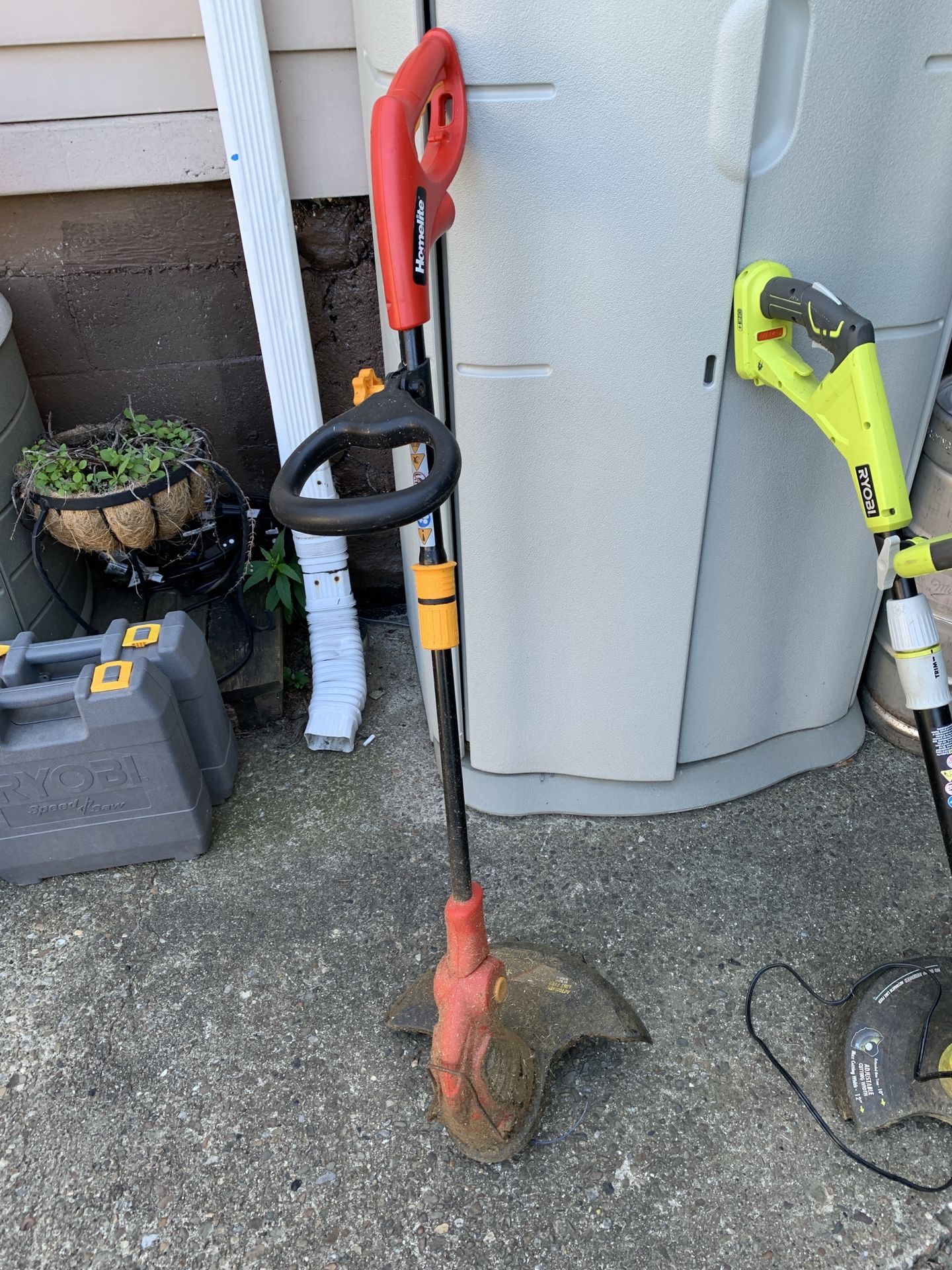Homelite 13 in. 4 amp straight electric string trimmer