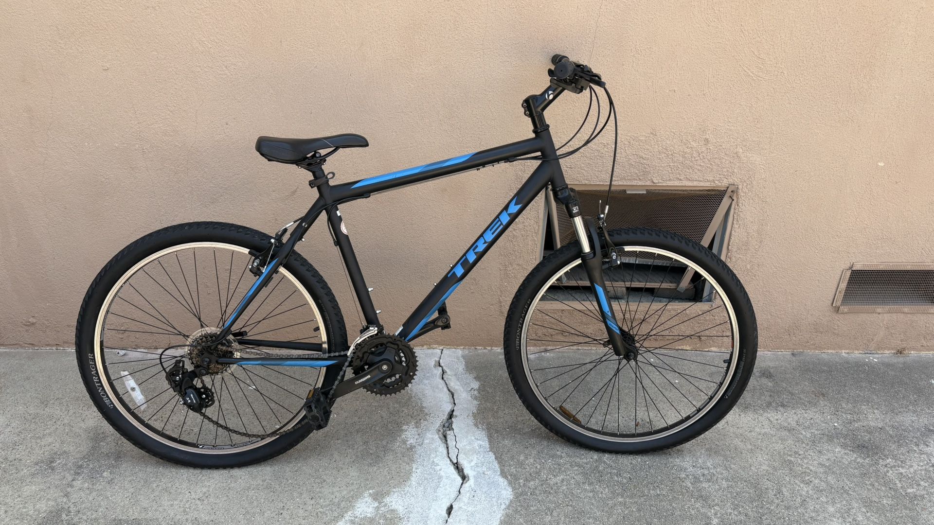Trek 820 Mountain Bike