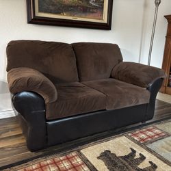 Brown Couch - Excellent Condition