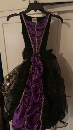 Witch costume