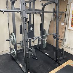 Vesta Fitness Smith Machine 1001 w/Bench Attachment | 245lb Cast Iron Olympic Weights | 7ft Olympic Bar | Fitness | Gym Equipment | FREE DELIVERY 🚚 