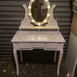 Makeup Vanity Desk with Lights, Small Vanity Desk with Lighted Mirror