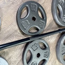 BRAND NEW 6 ft Standard Bar With Pairs Of CAP Weight Plates: 25s, 10s And 5s. (Total: 100 lbs)