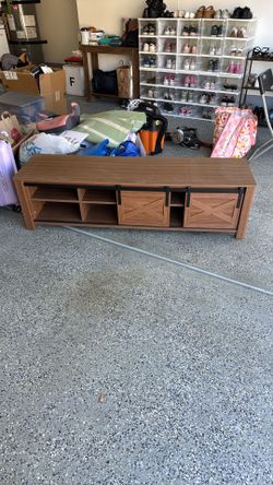 tv stand