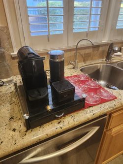 Nespresso Coffee Maker With Coffee Capsules Storage Drawers And A Set Of 6 Coffer Cups And Saucers. With Milk Forther.