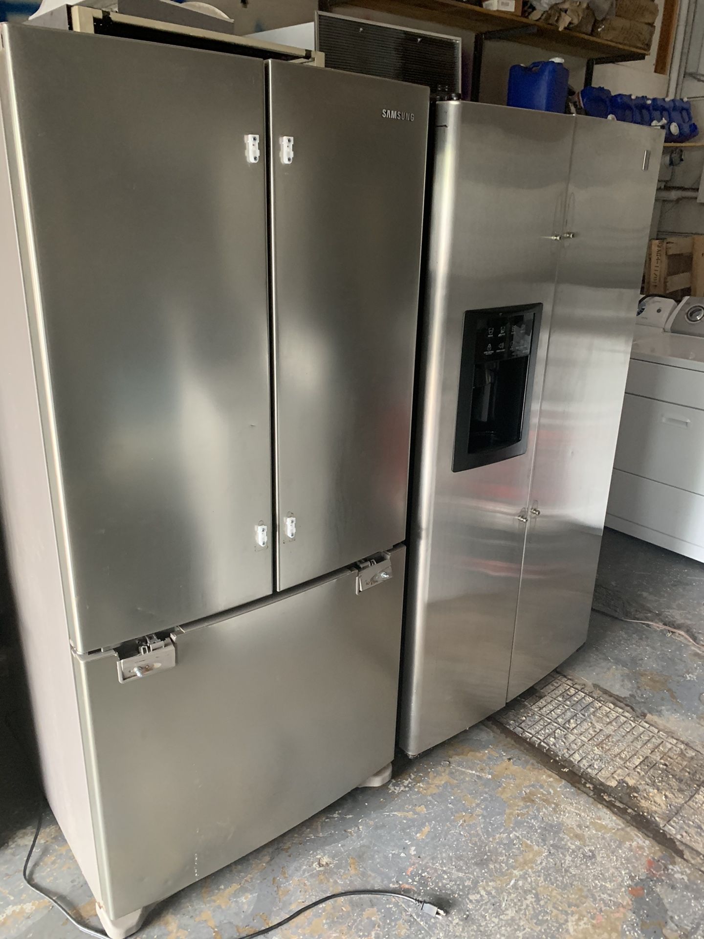 Refrigerator repairable