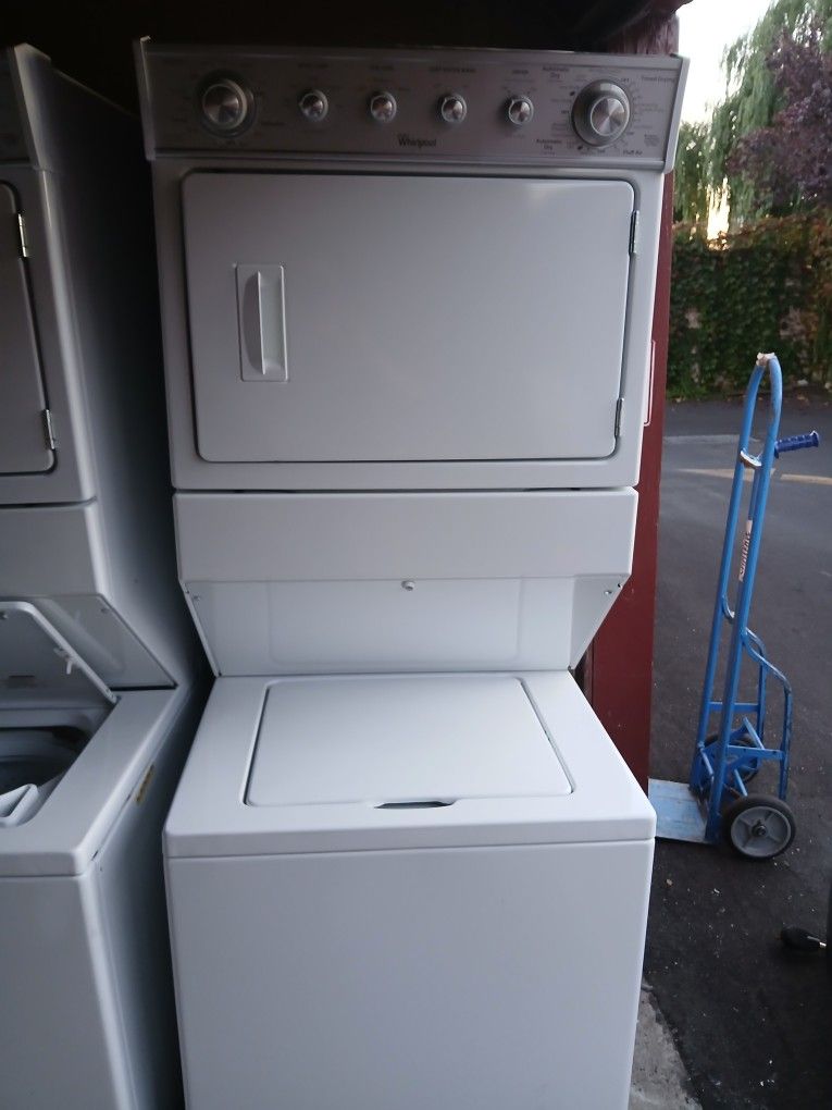 Wirpool Combo Washer And Electric Dryer