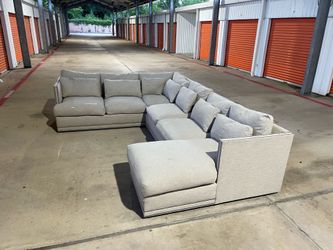 Sectional couch