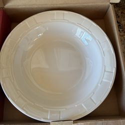 Longaberger NIB Woven Traditions Ivory 40oz Pasta Bowl