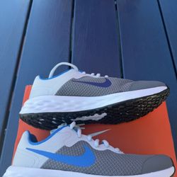 Nike Sneakers - Boys 5.5Y