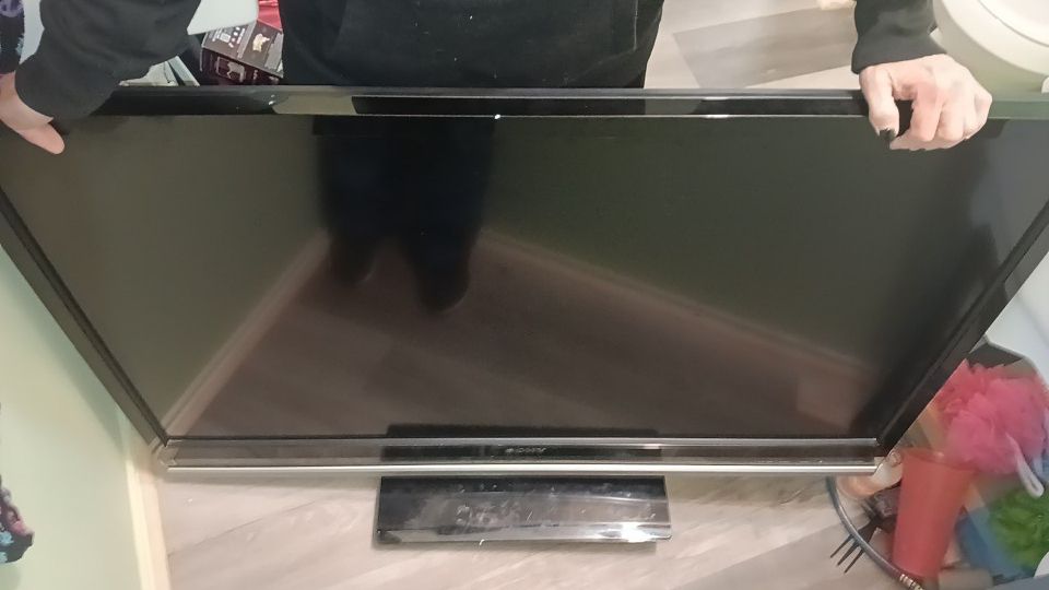 Black 46" Sony Flat Screen TV 