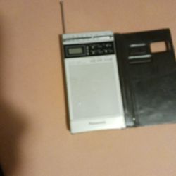 Panasonic Rf 066 Am Fm Quartz Clock