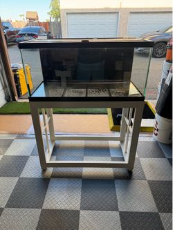 Fish tank 40g with stand and lid