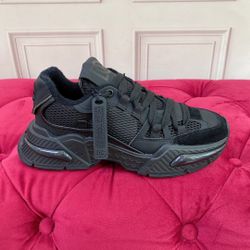 Dolce Gabbana Men’s Sneaker With Box New 
