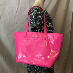 Never Full Tote Bag Pink Inside for Sale in Clinton, MD - OfferUp