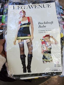 Costume