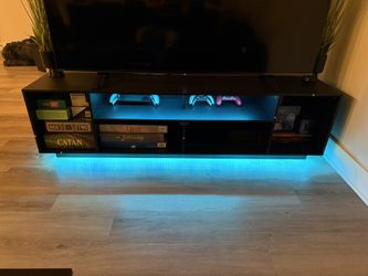 Entertainment Stand With LEDs