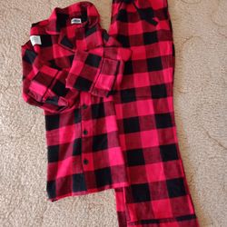 Size Medium Old Navy New pajamas pant 41" shirt 28"