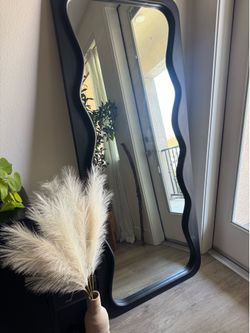 Tv mirror cabinet