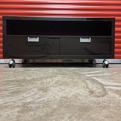 COFFEE TABLE WITH DRAWERS, SHELF AND CASTERS