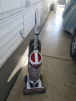 Se Vende  aspiradora trabajando motor fuerte $ 35