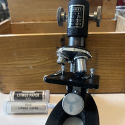 Perfect Model 802 Microscope in a Nice Wooden Box.