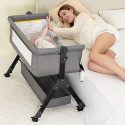 3 in 1 Baby Bassinet, Bedside Sleeper with Storage Basket and Wheels, 