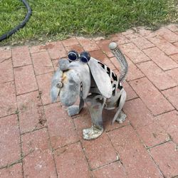 Rustic Metal 12” Dog Sculpture Lawn Art - $8 Firm