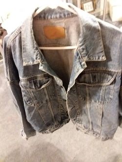 Blue jean jacket size large