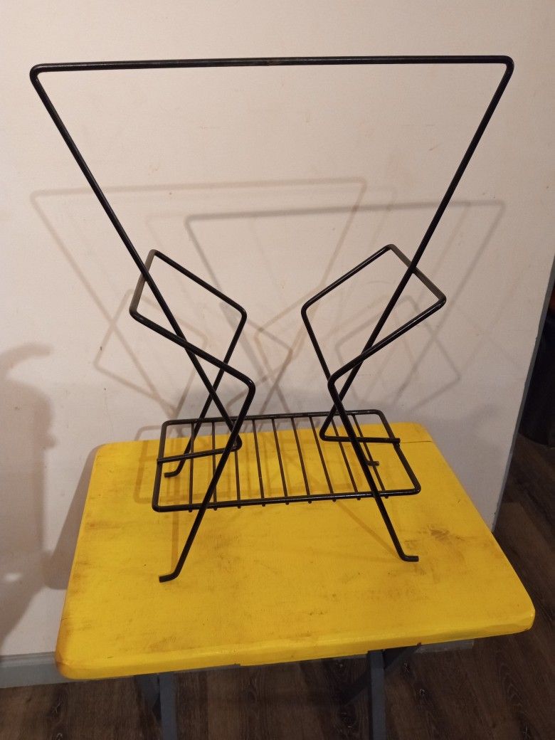 Magazine Rack