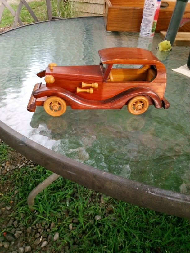 HERITAGE MINT ROAD CASSIC 10" WOODEN COUPE