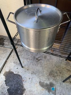 Large Aluminum Stock Pot with Lid
