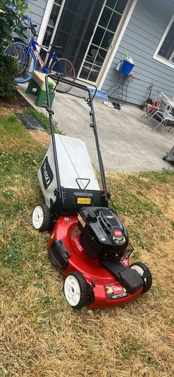 Toro self-propelled, lawnmower, like new