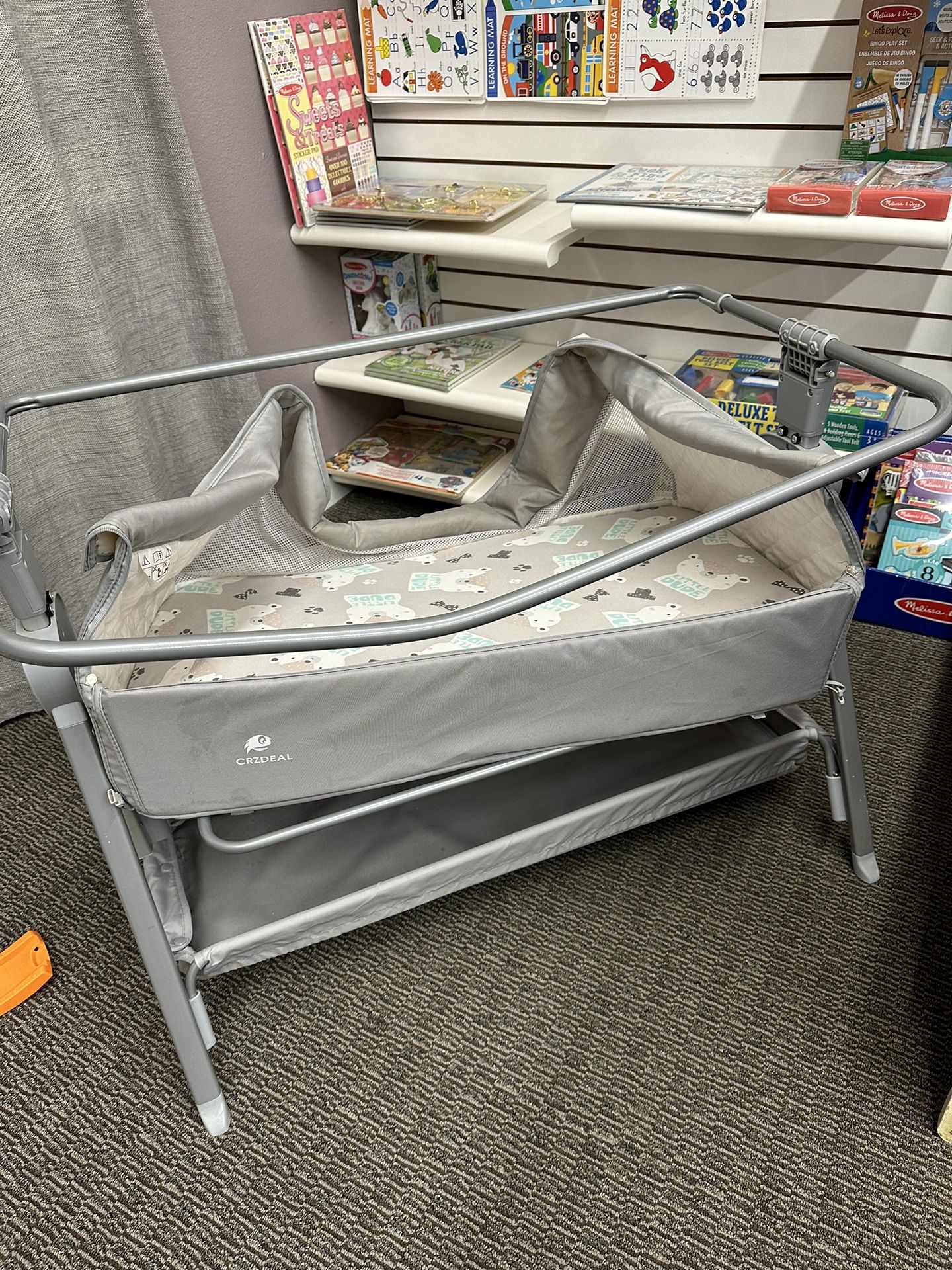 Free Bassinet