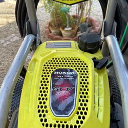 RYOBI 3300 PSI 2.5 GPM HONDA GCV200 IDLE DOWN PRESSURE WASHER 