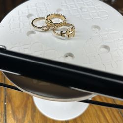 3 gold rings Ring