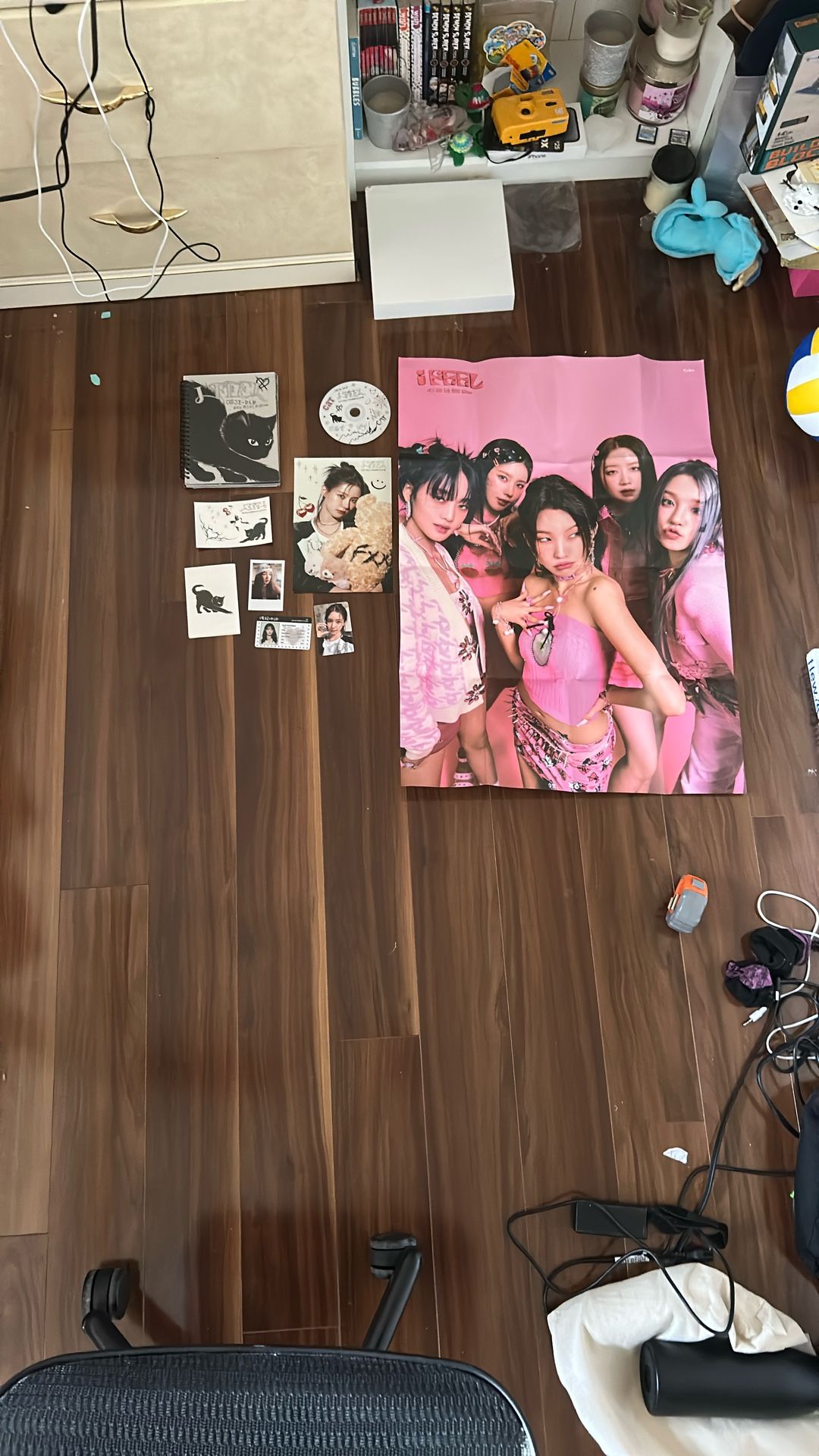 (G)- Idle I feel Kpop Album