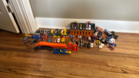 Large Lot of Hot Wheels Cars and Trucks