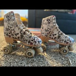 Brand New C7 Women Skates (Men’s Size 7)