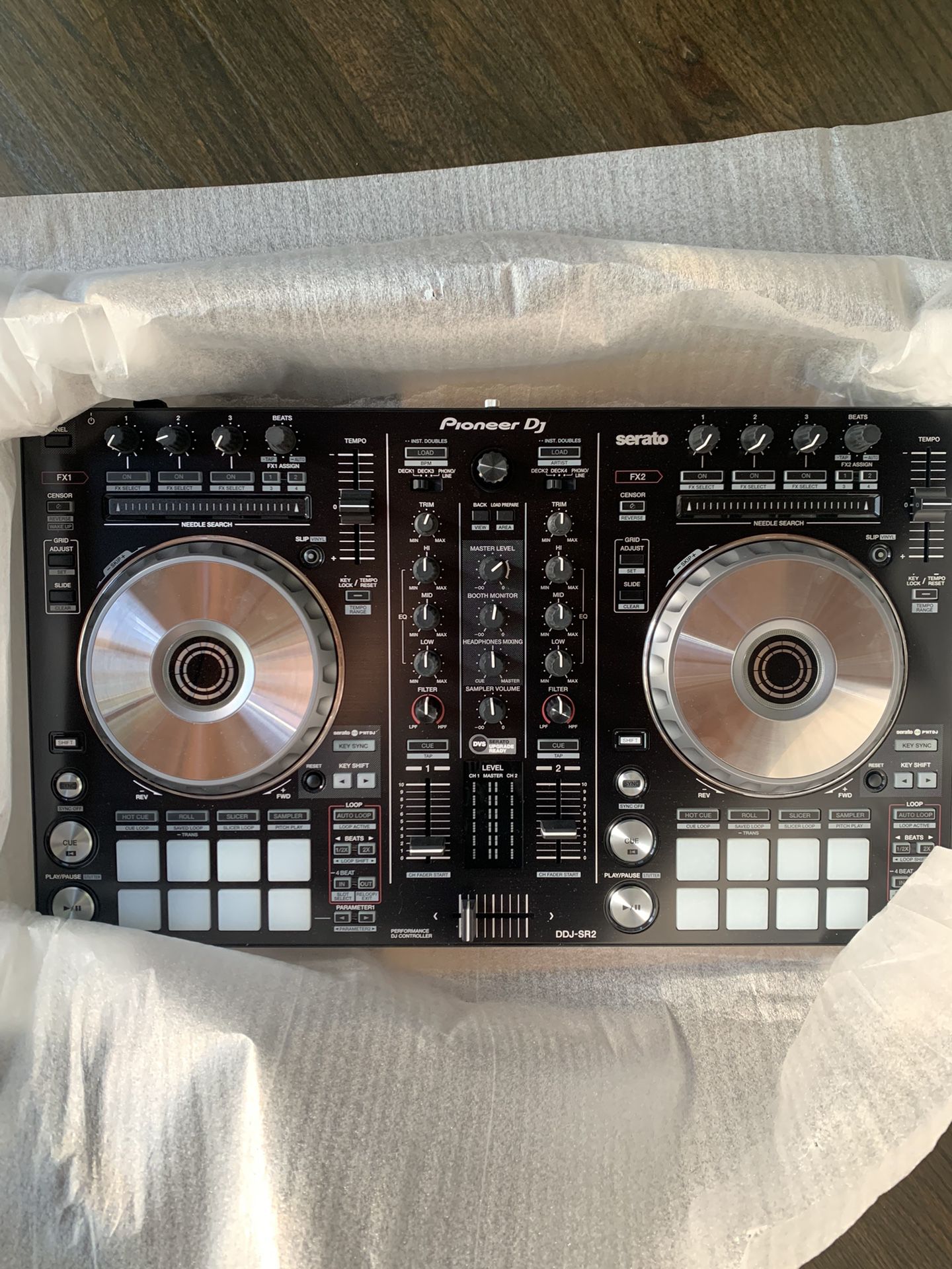 NEW Pioneer Serato DDJ-SR2 DJ Controller + NEW Pioneer HDJ-X7 Headphones + Serato Expansion Pack