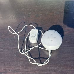 Amazon Echo Dot, white