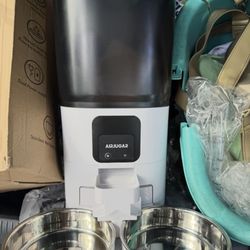 Automatic Dog/ Cat Feeder With WiFi And Voice Control 