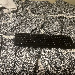 Amazon Keyboard for Sale – Works Perfectly