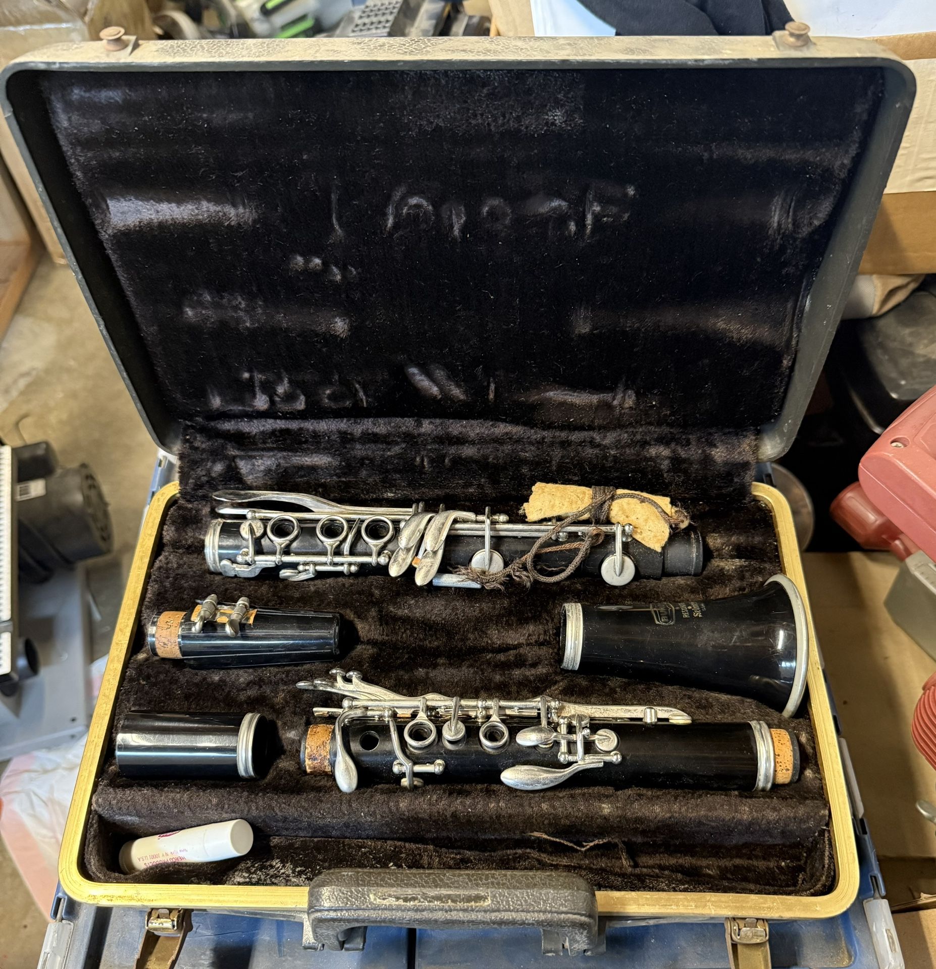 Bundy clarinet